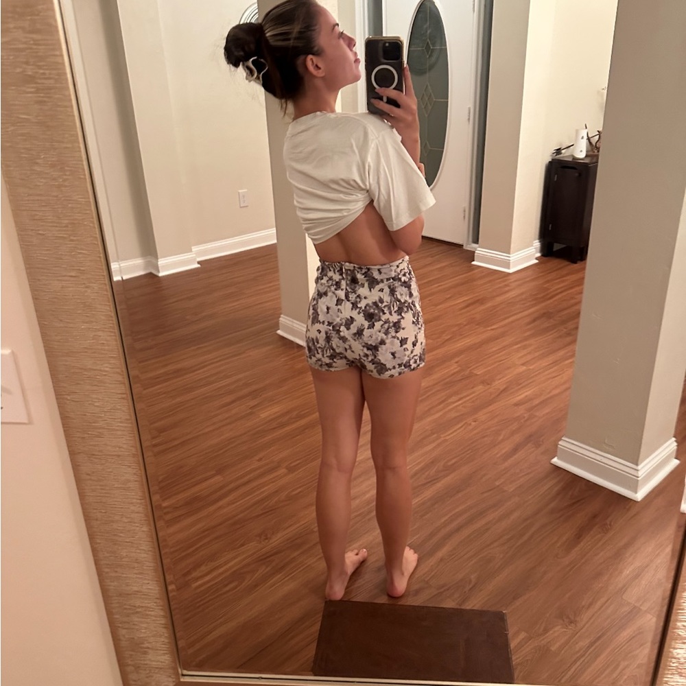 Flower shorts